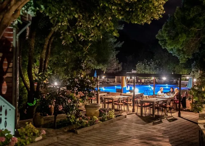 Мотель Fener Шиле